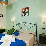 Elena 4*