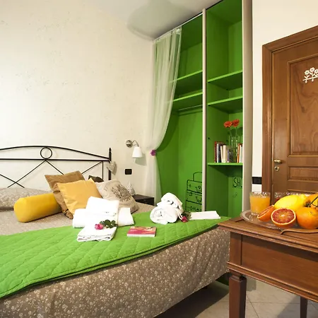 Elena Bed & Breakfast 4*