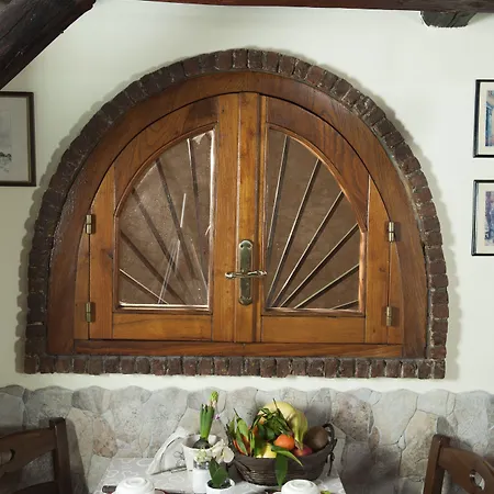 Elena Bed & Breakfast 4*