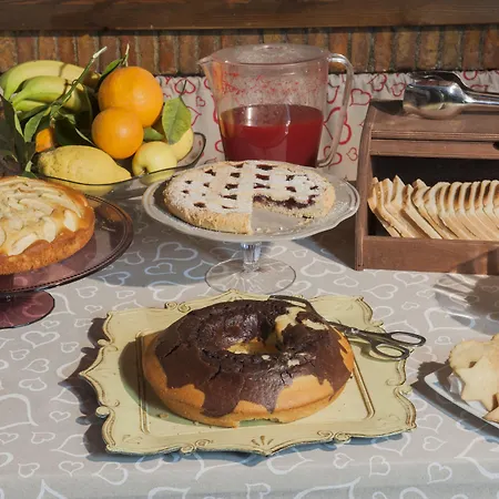 Bed & Breakfast Elena 4*