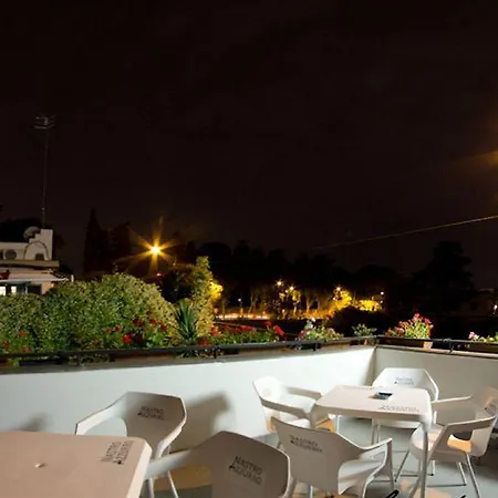 Elena Bed & Breakfast 4*